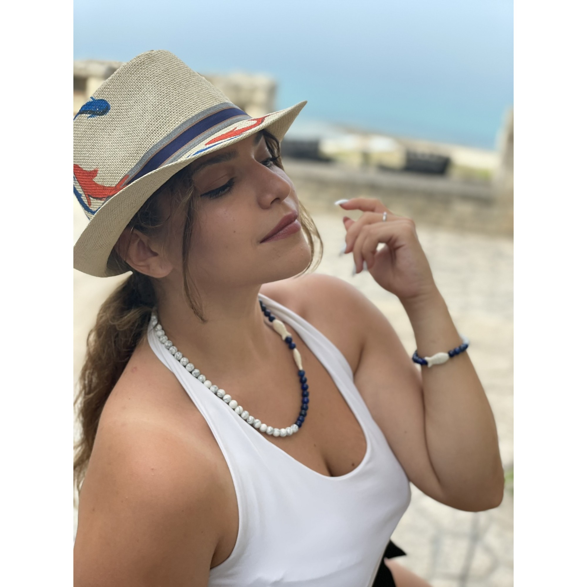 Κολιέ λάπι λάζουλι ψαράκι χαουλίτης Κολιέ λάπι λάζουλι ψαράκι χαουλίτης