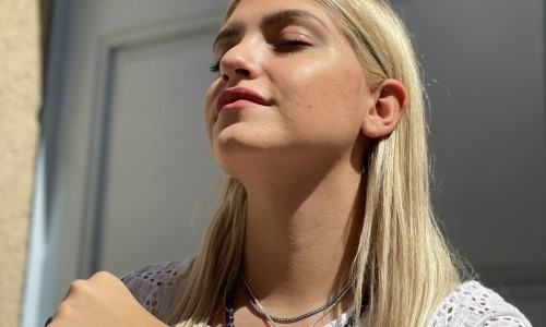 Ένα Ταξίδι Στην Ομορφιά της Πάτμου με τα Κοσμήματα της FloransBijoux