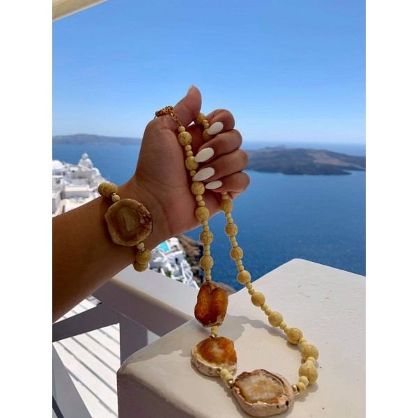 Κολιέ χαουλίτης & ημ.λίθοι αχάτη Κολιέ χαουλίτης & ημ.λίθοι αχάτη